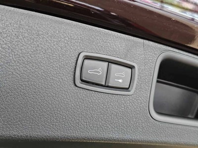 2025 Porsche Macan Macan T