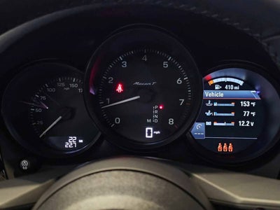 2025 Porsche Macan Macan T