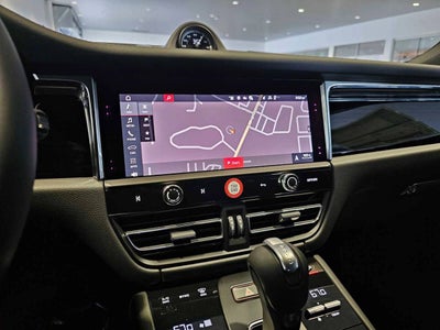 2025 Porsche Macan Macan T