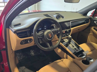 2026 Porsche Macan Base