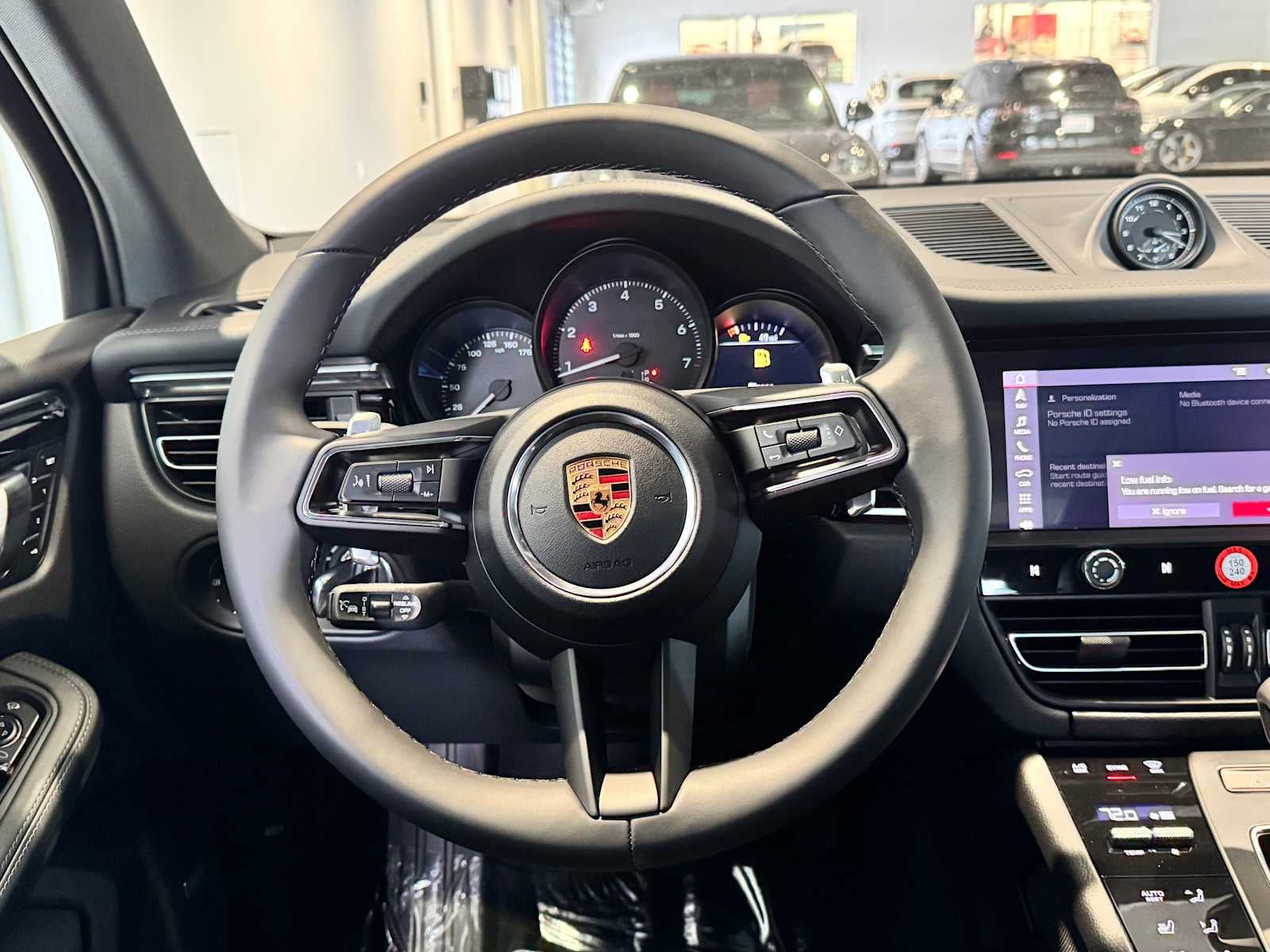 2026 Porsche Macan Base
