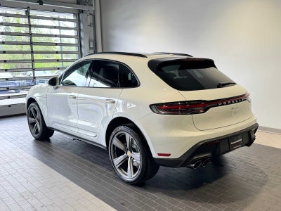 2026 Porsche Macan Base