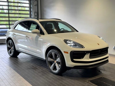 2026 Porsche Macan Base