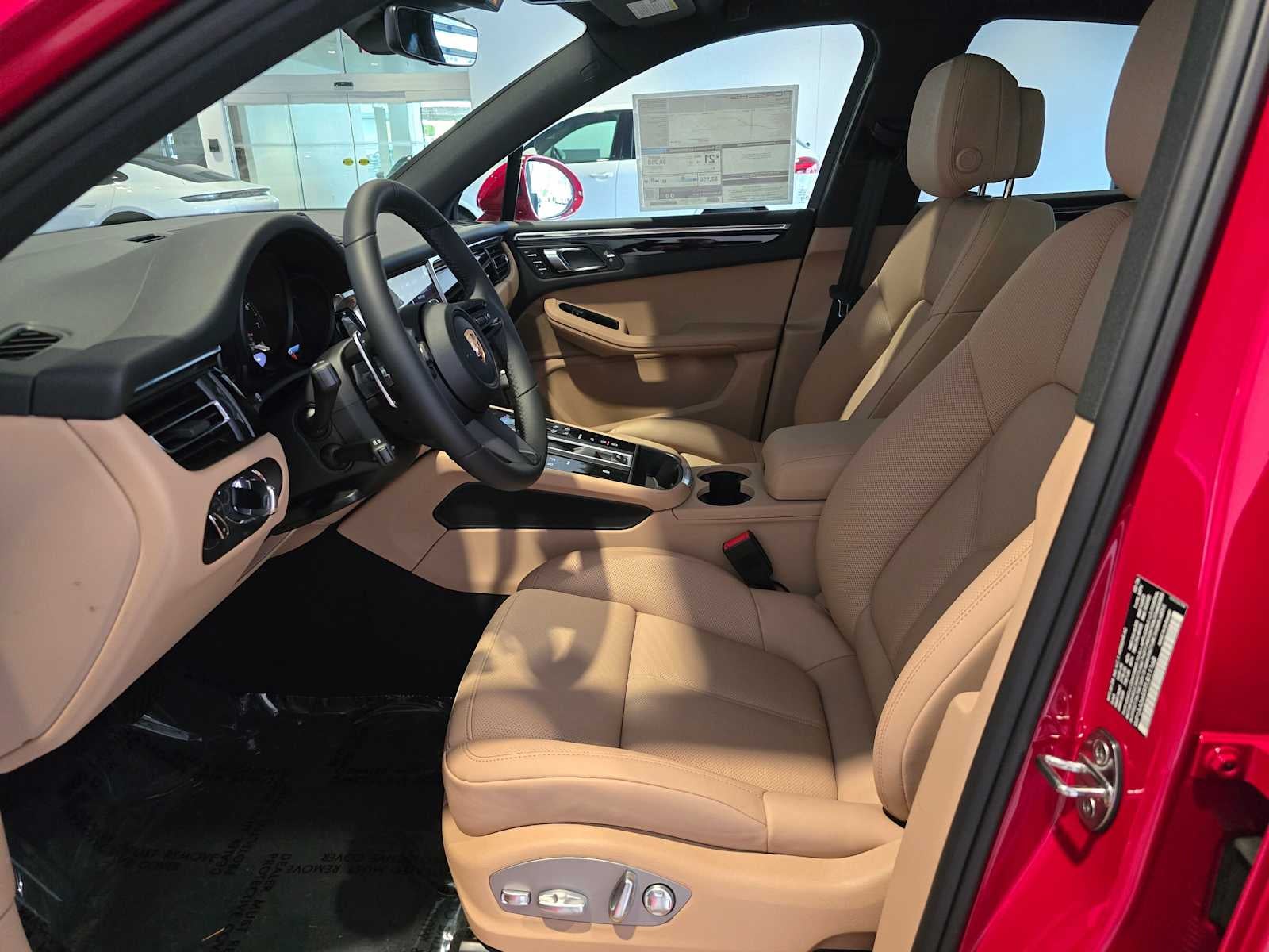 2026 Porsche Macan Base