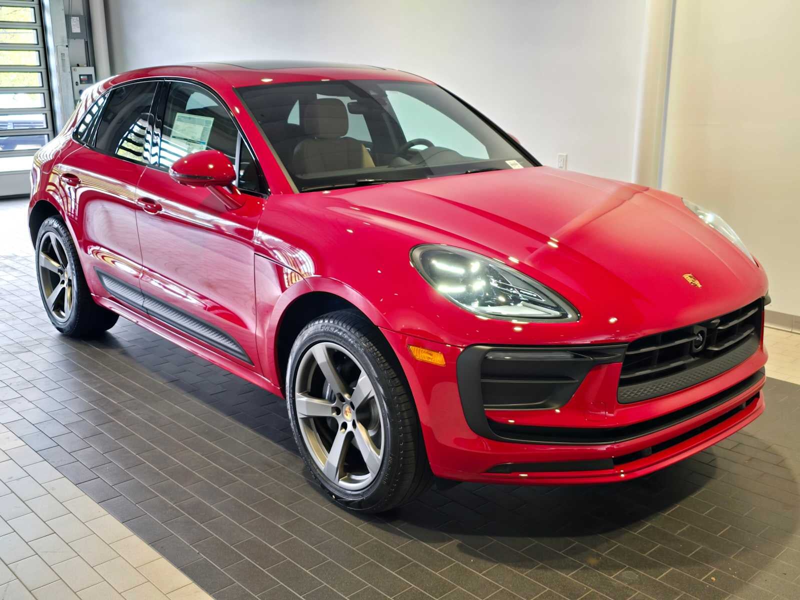 2026 Porsche Macan Base