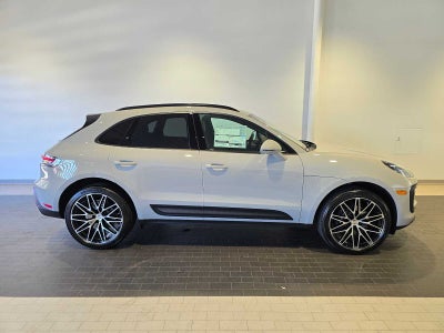 2026 Porsche Macan Base