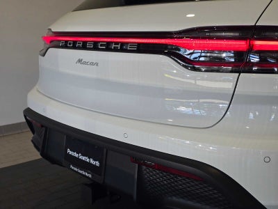 2026 Porsche Macan Macan