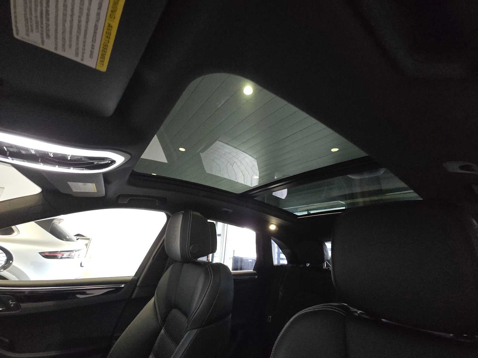 2025 Porsche Macan Macan T