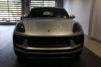 2025 Porsche Macan Macan