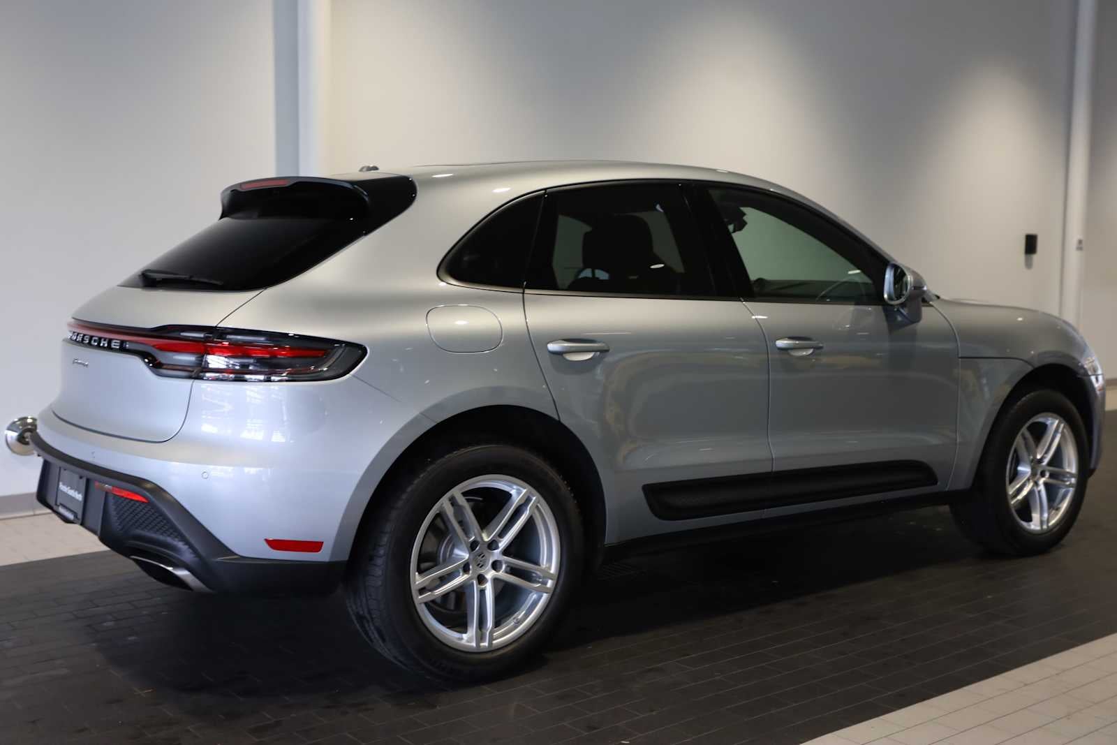 2025 Porsche Macan Macan