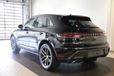2025 Porsche Macan Macan