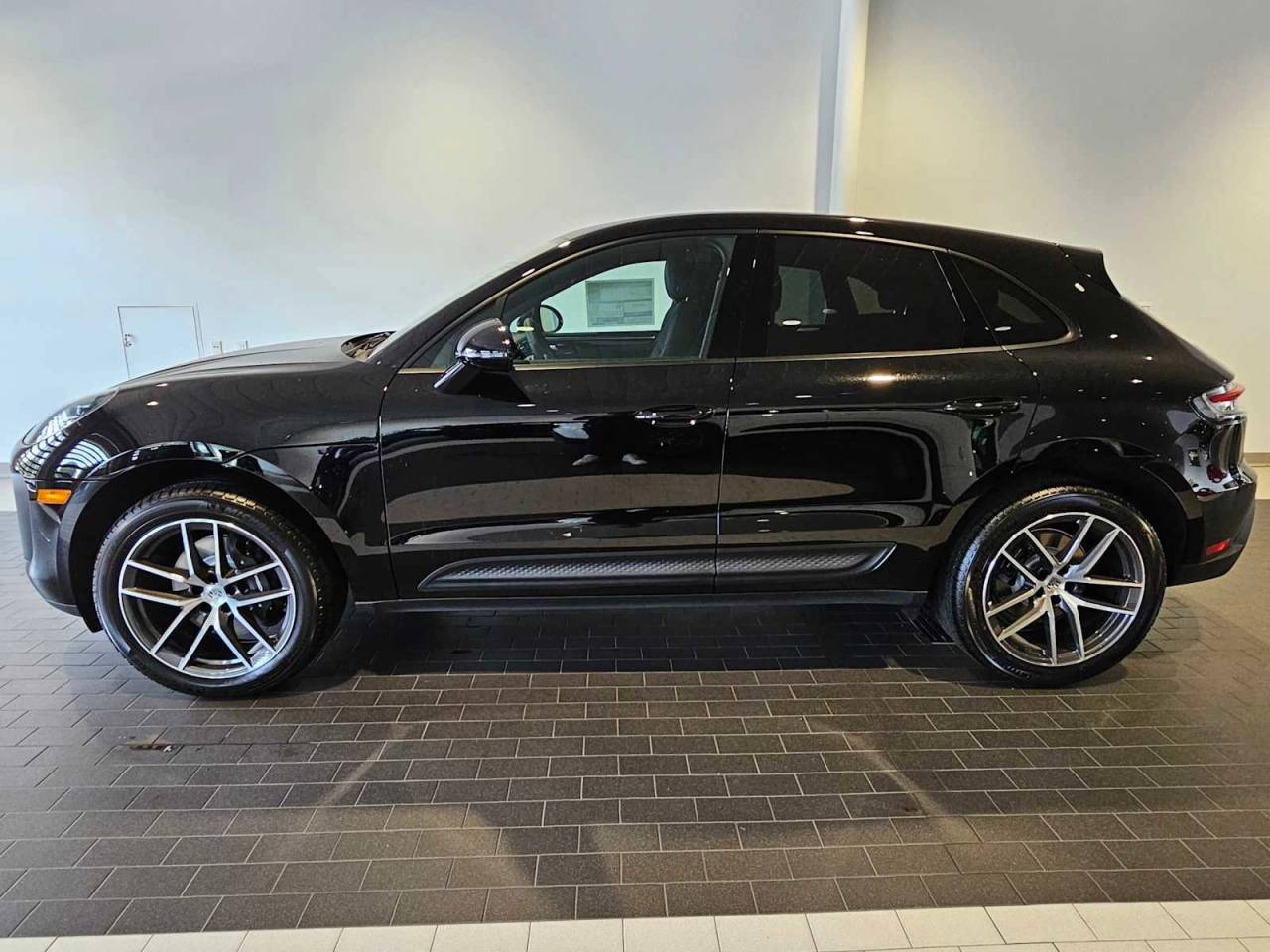 2025 Porsche Macan Macan