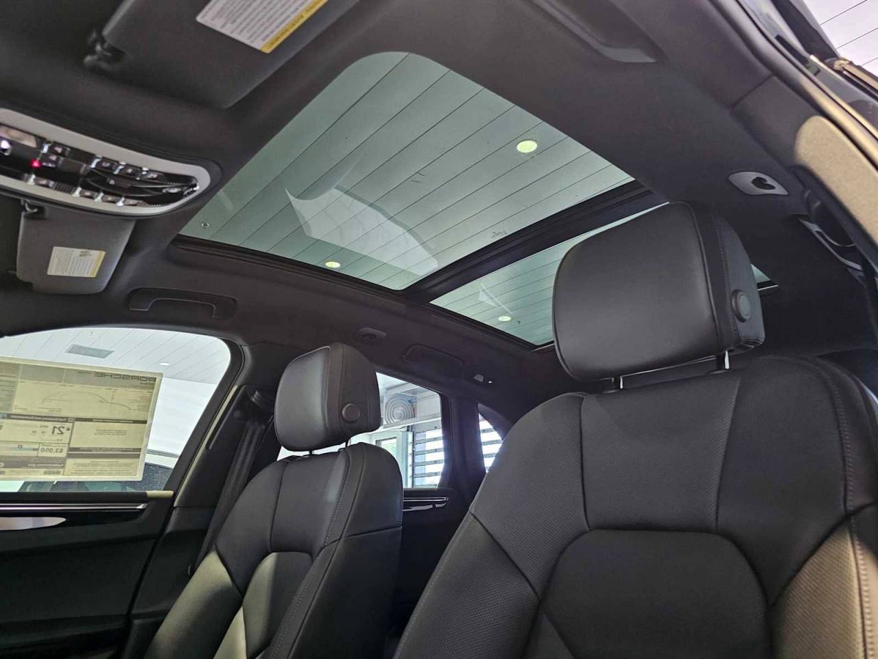 2025 Porsche Macan Macan
