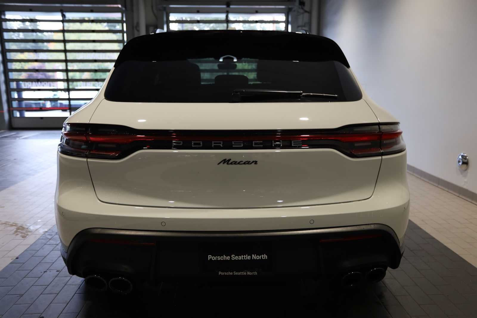 2026 Porsche Macan Macan