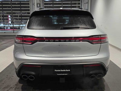 2026 Porsche Macan Base