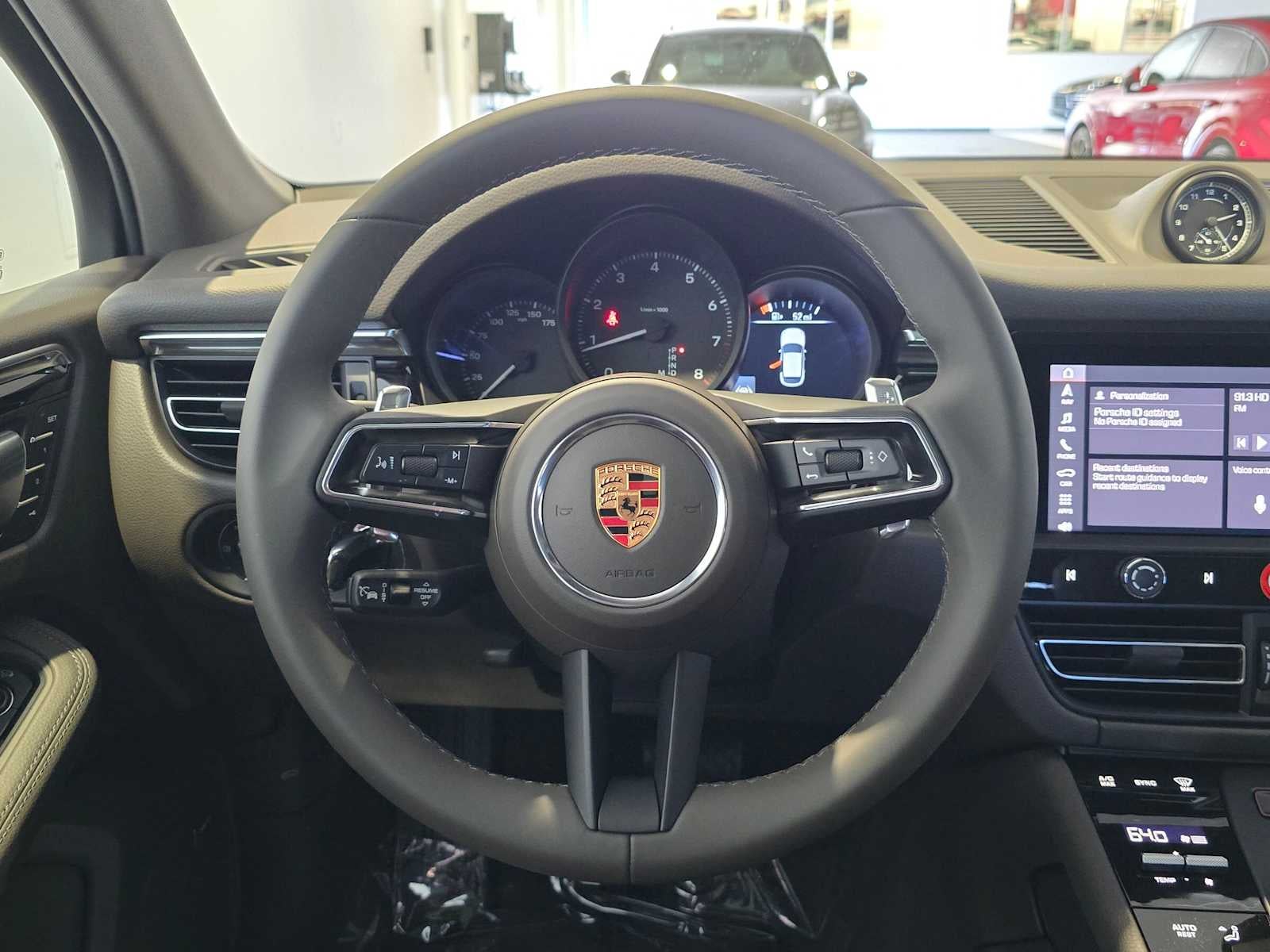2026 Porsche Macan Base