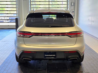 2026 Porsche Macan Base