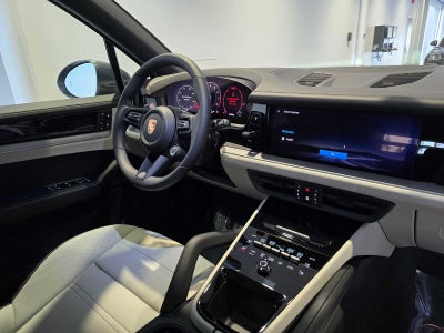 2026 Porsche Cayenne Base