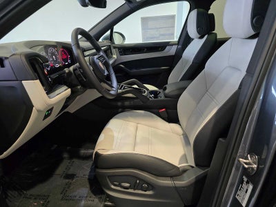 2026 Porsche Cayenne Base