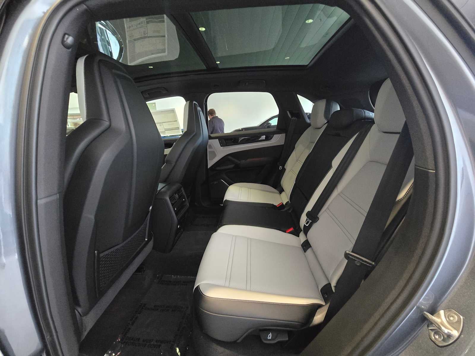 2026 Porsche Cayenne Base
