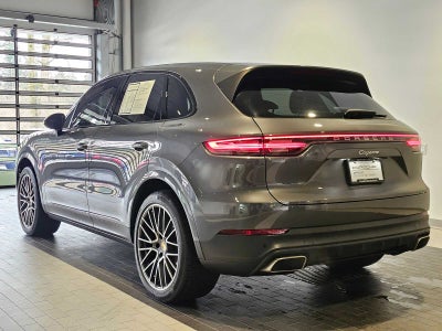 2023 Porsche Cayenne Base
