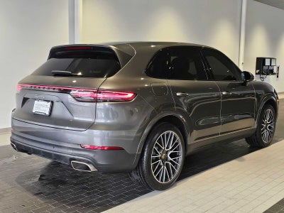 2023 Porsche Cayenne Base