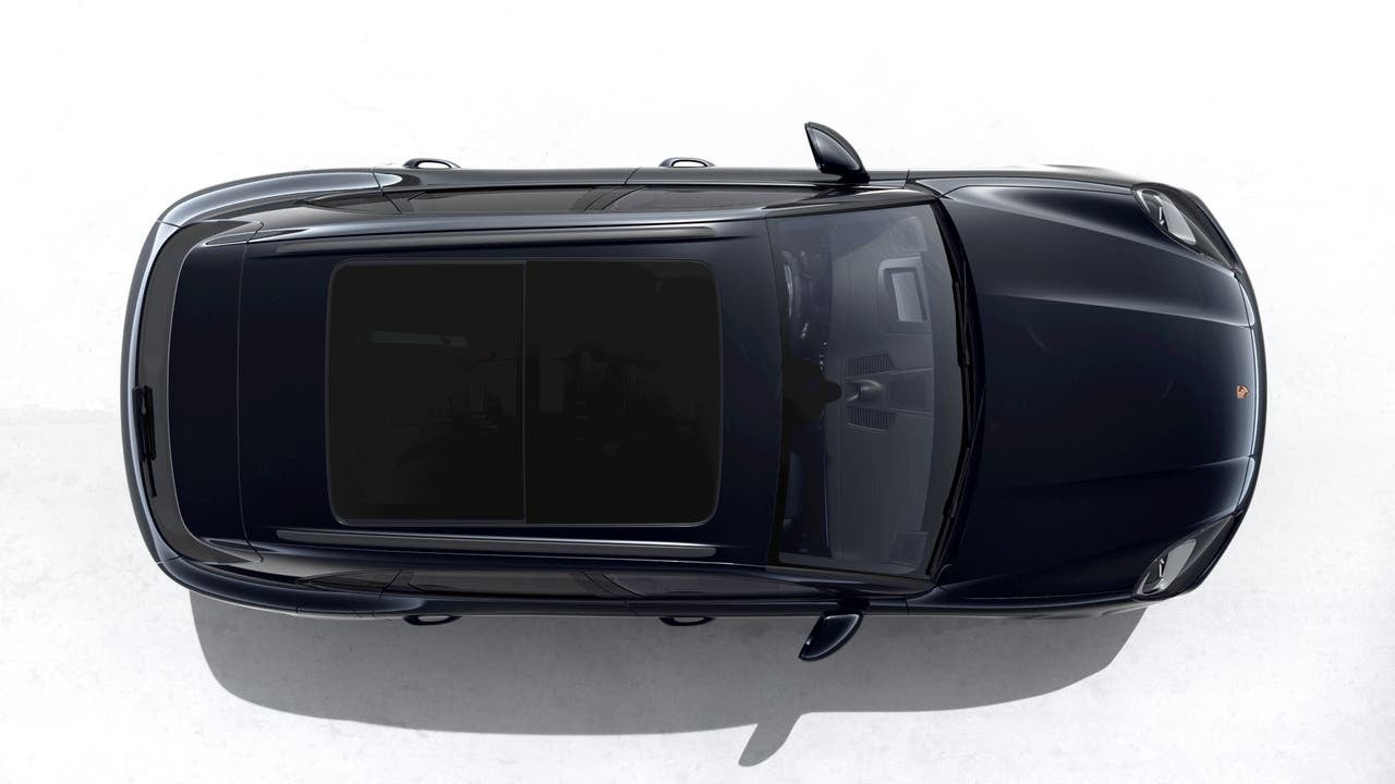 2023 Porsche Cayenne Cayenne Platinum Edition (MY23)