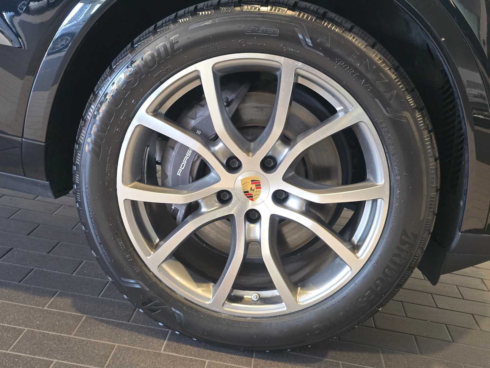 2024 Porsche Cayenne Cayenne (MY24)