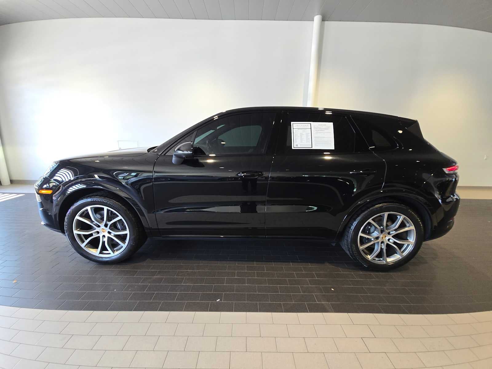 2024 Porsche Cayenne Cayenne (MY24)