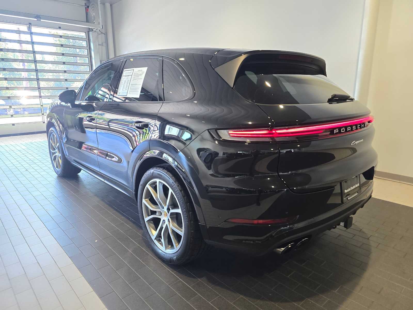 2024 Porsche Cayenne Cayenne (MY24)