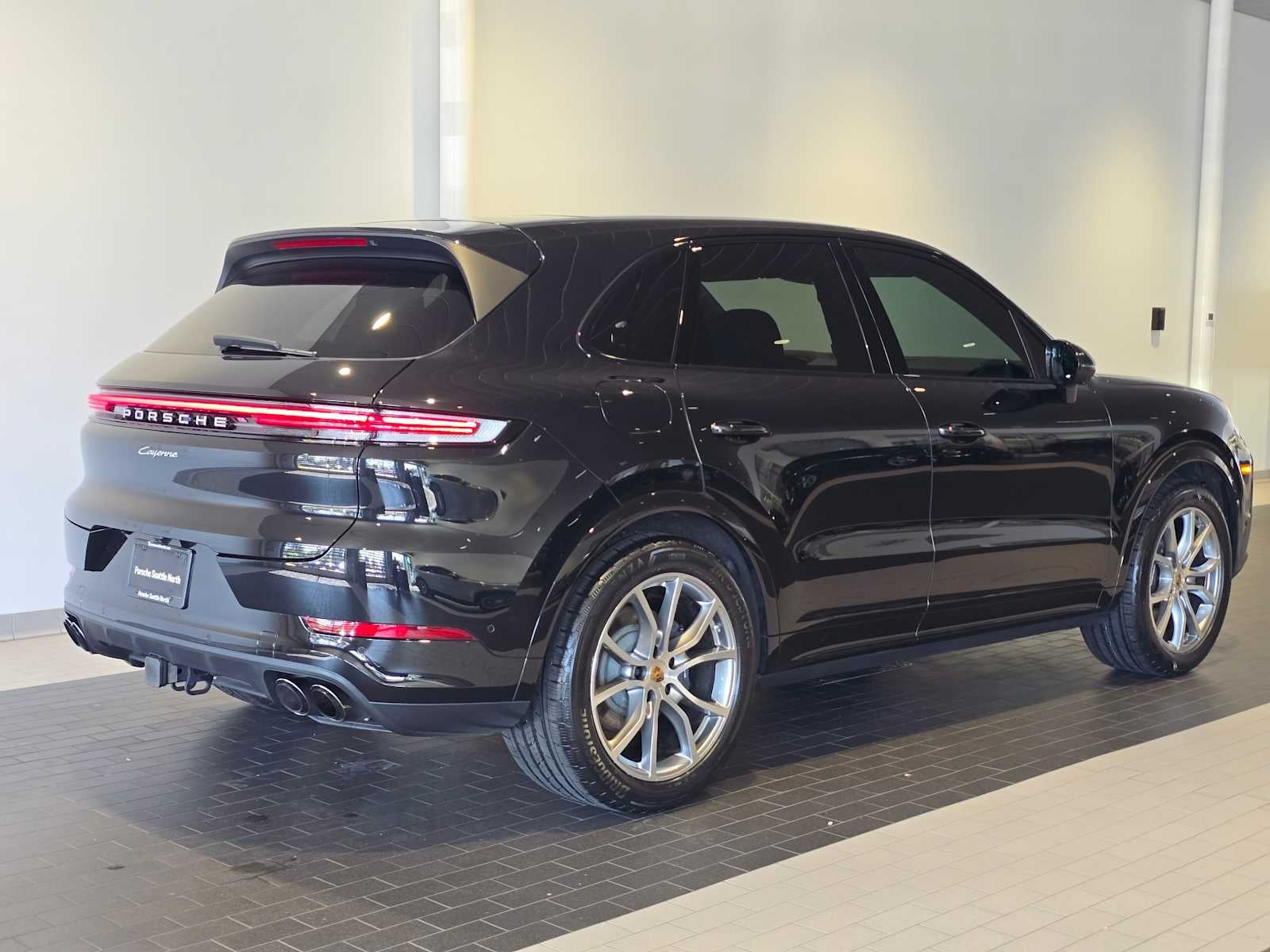 2024 Porsche Cayenne Cayenne (MY24)
