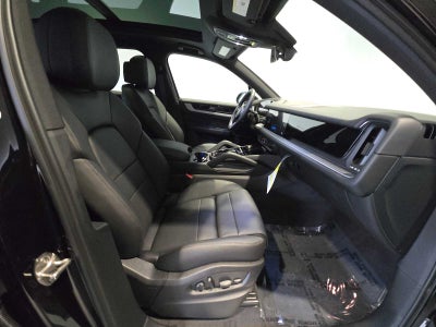 2026 Porsche Cayenne Base
