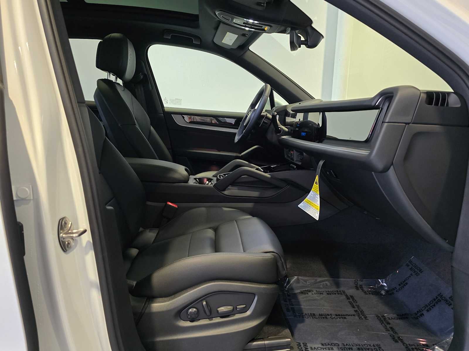 2025 Porsche Cayenne Base