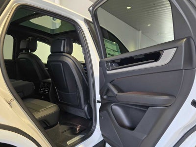 2025 Porsche Cayenne Base