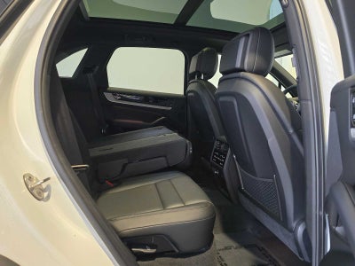 2025 Porsche Cayenne Base