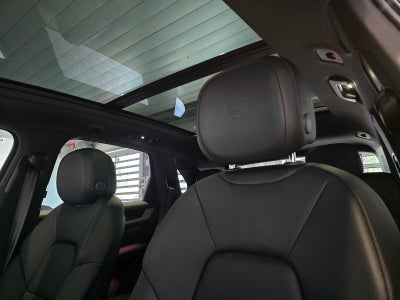 2025 Porsche Cayenne Base