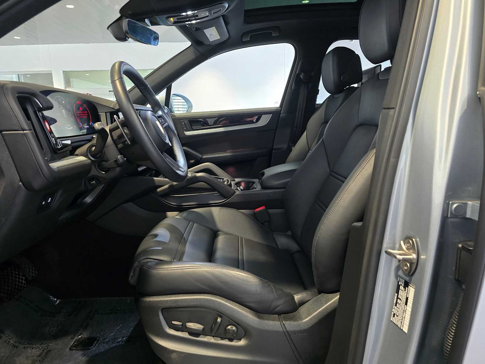 2024 Porsche Cayenne Base