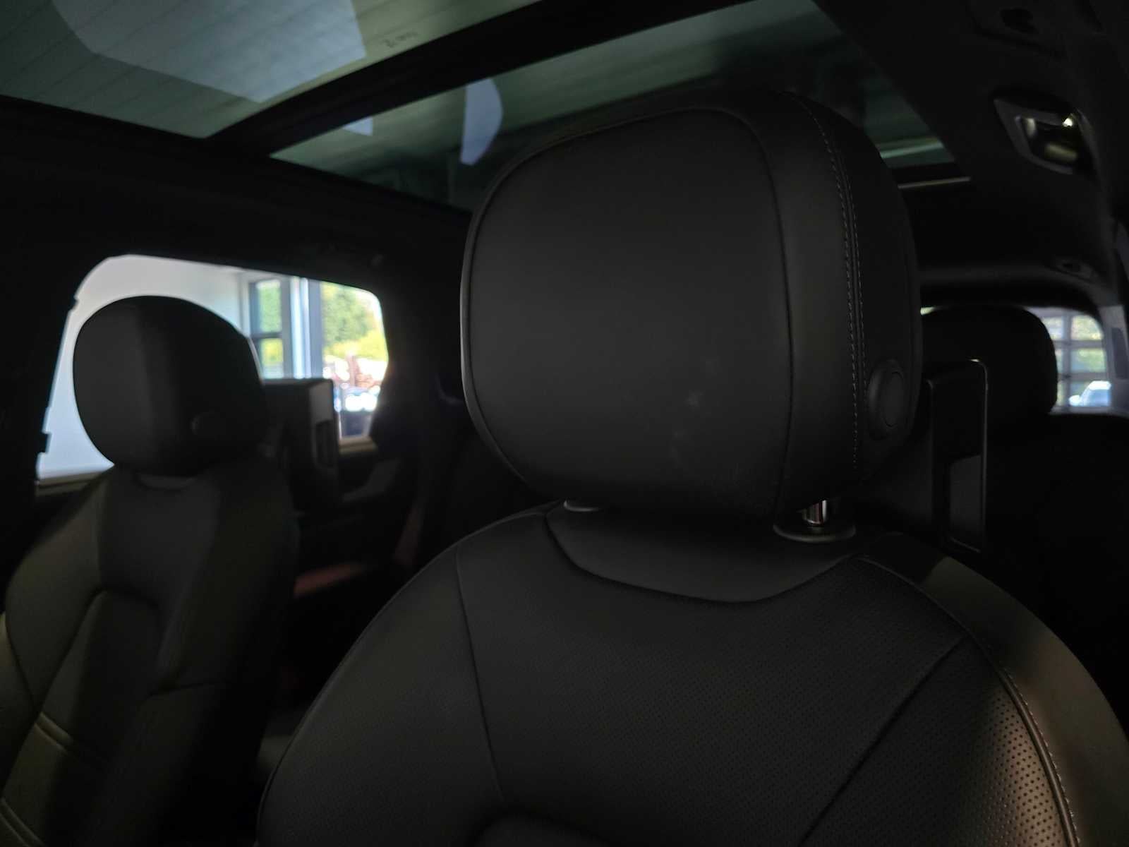 2024 Porsche Cayenne Base