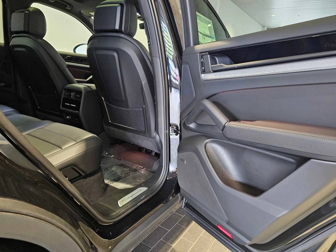 2025 Porsche Cayenne Cayenne