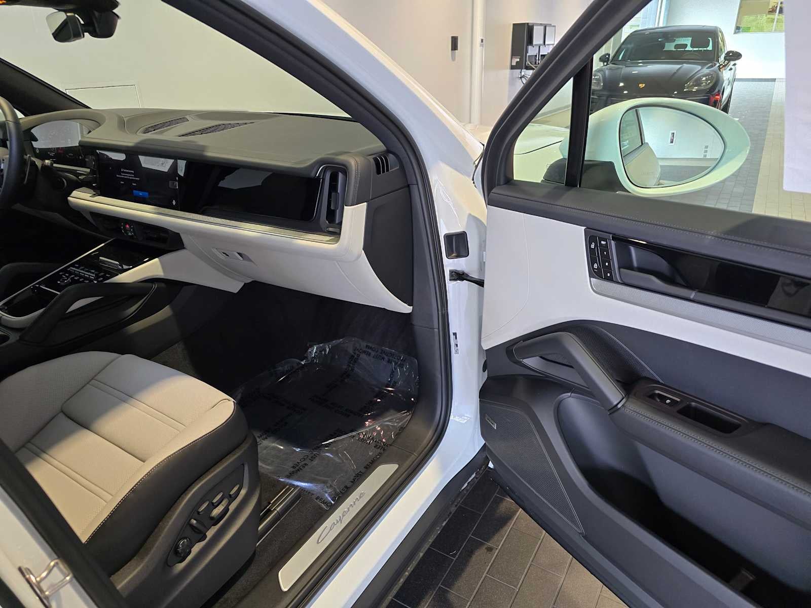 2026 Porsche Cayenne Base