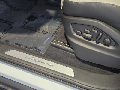 2026 Porsche Cayenne Base