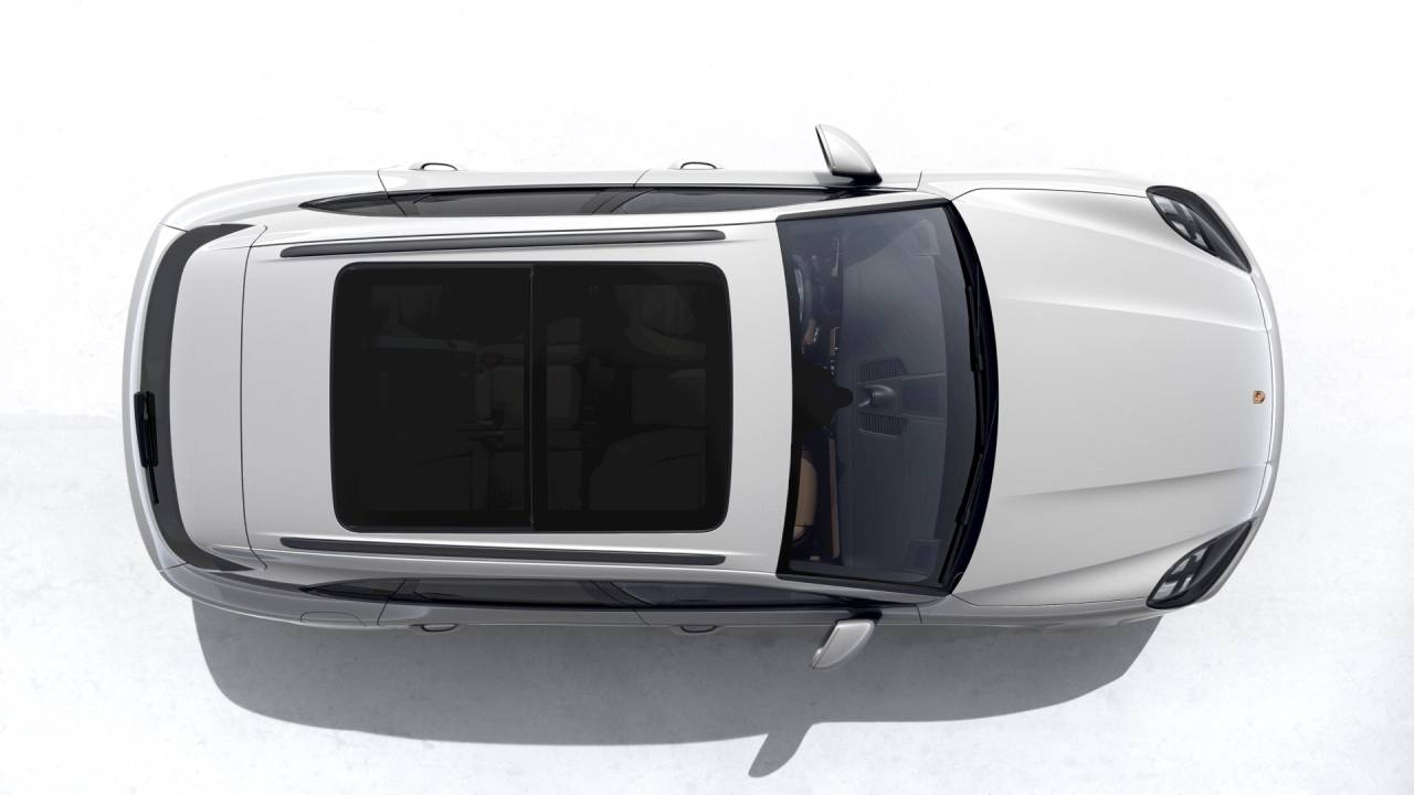 2022 Porsche Cayenne Platinum Edition