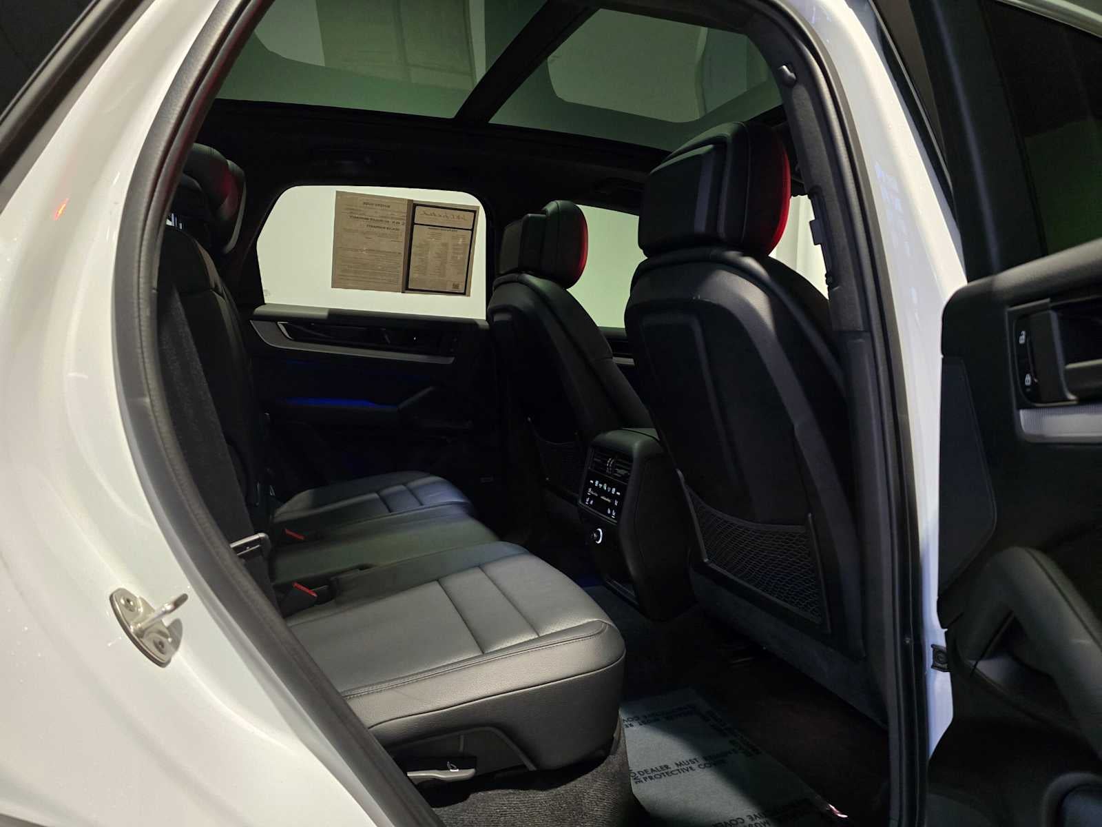 2024 Porsche Cayenne Base