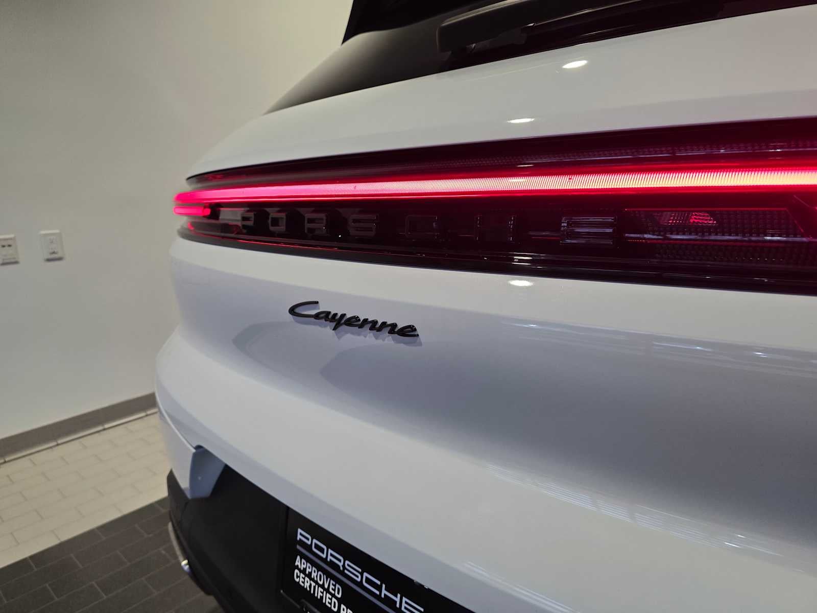 2024 Porsche Cayenne Base