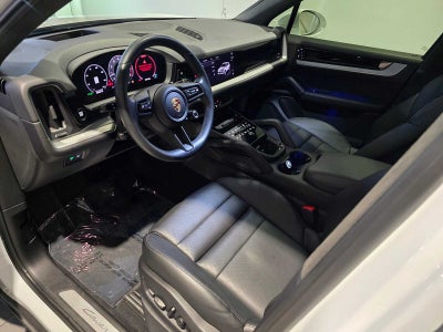 2024 Porsche Cayenne Base