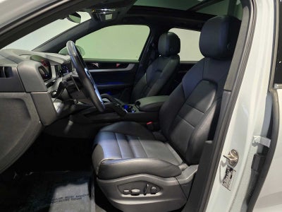 2024 Porsche Cayenne Base