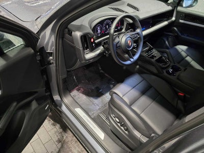 2026 Porsche Cayenne Base