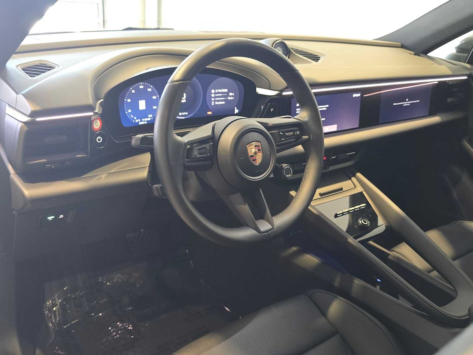 2025 Porsche Macan Macan 4 Electric