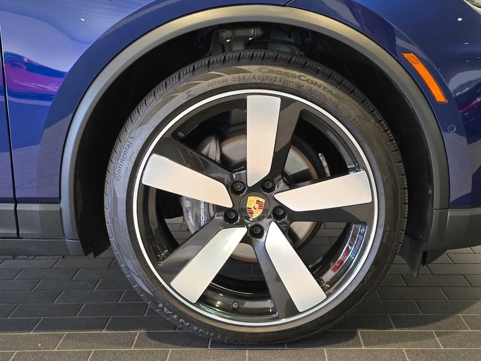 2024 Porsche Macan Electric 4