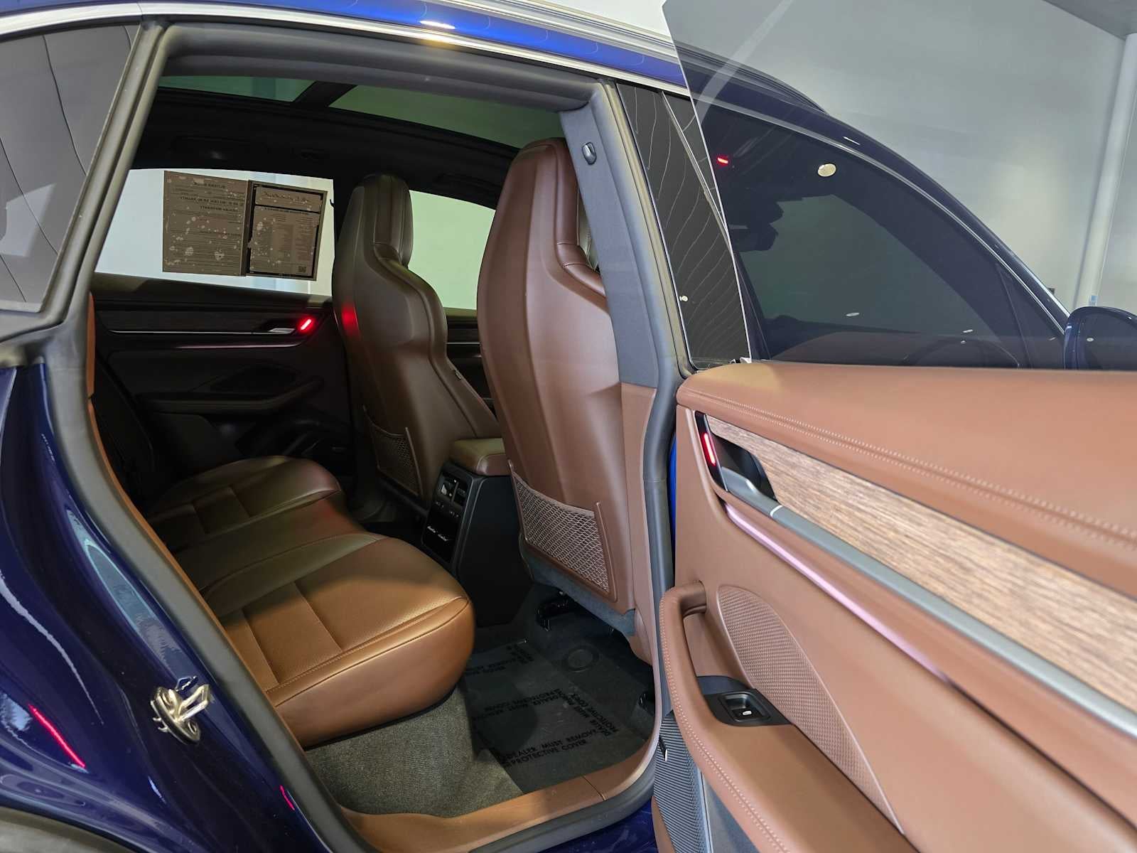 2024 Porsche Macan Electric 4